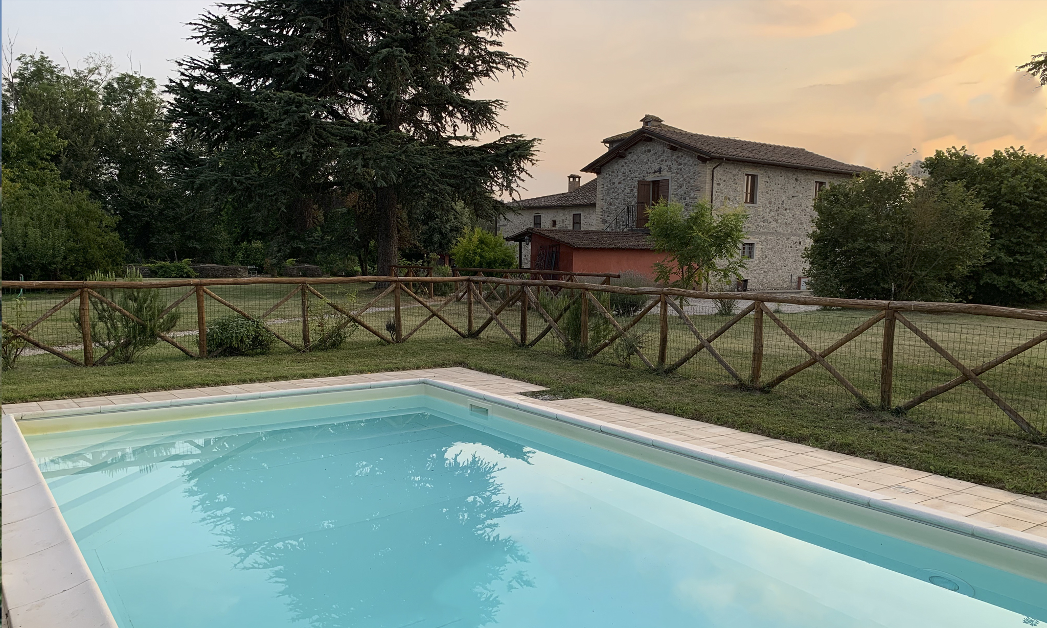 experience the Tuscan living